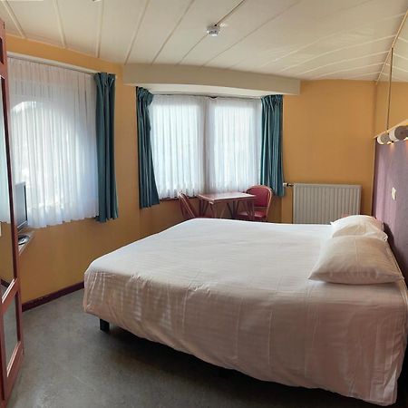 Hotel Les Arcades - La-Roche-En-Ardenne Exteriör bild